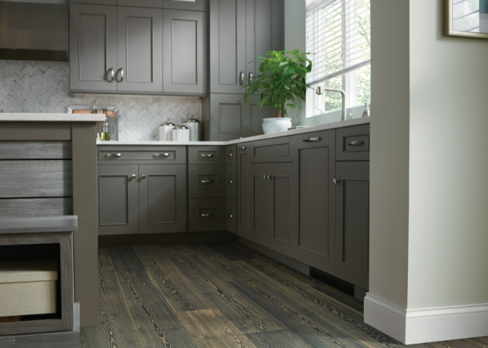 Kitchen Cabinets in Modern Kitchen BB Floor
